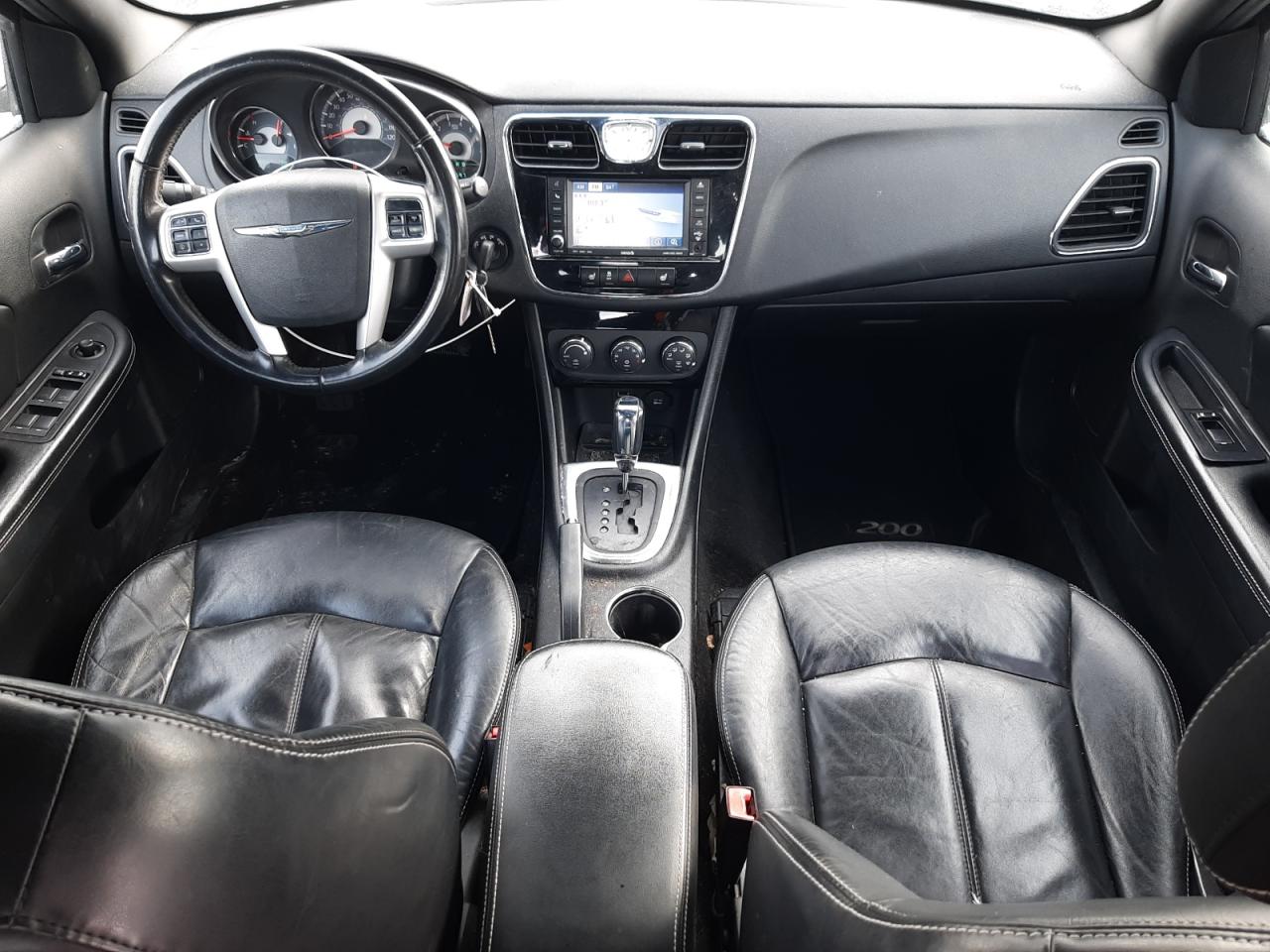 2011 Chrysler 200 - Image 8