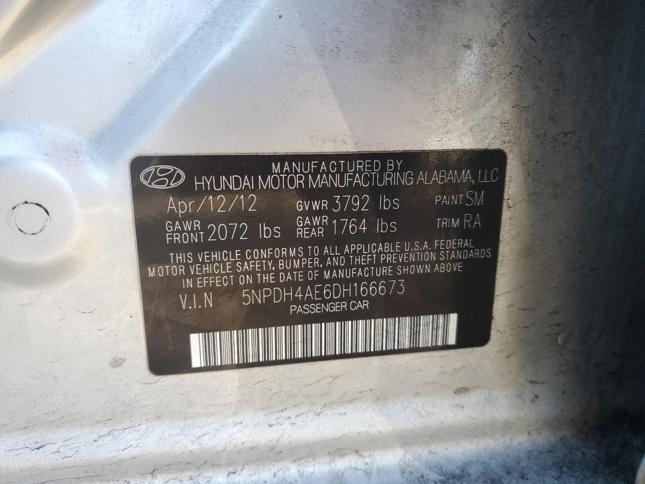2013 Hyundai Elantra - Image 12