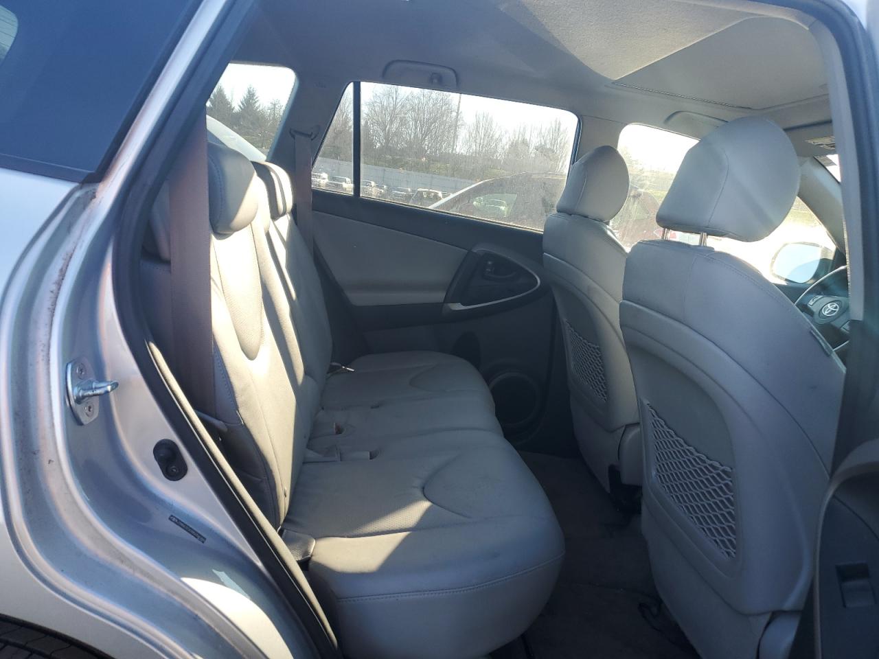 2008 Toyota RAV 4 - Image 10