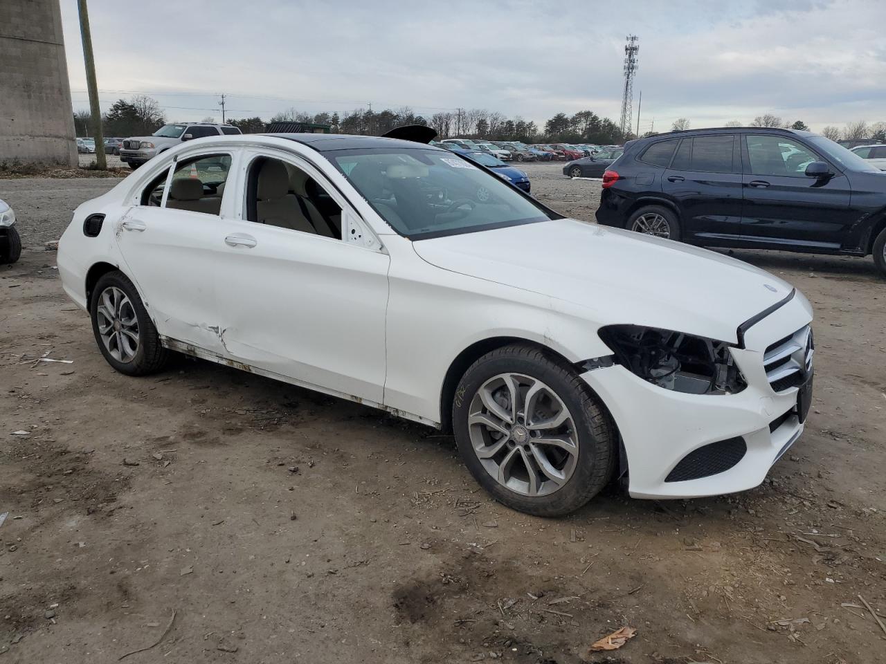 VIN 55SWF4KB8FU096242 2015 MERCEDES-BENZ C-CLASS no.4