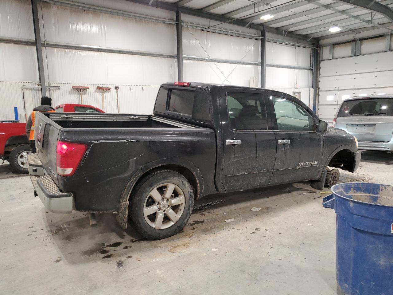 2010 Nissan Titan - Image 3