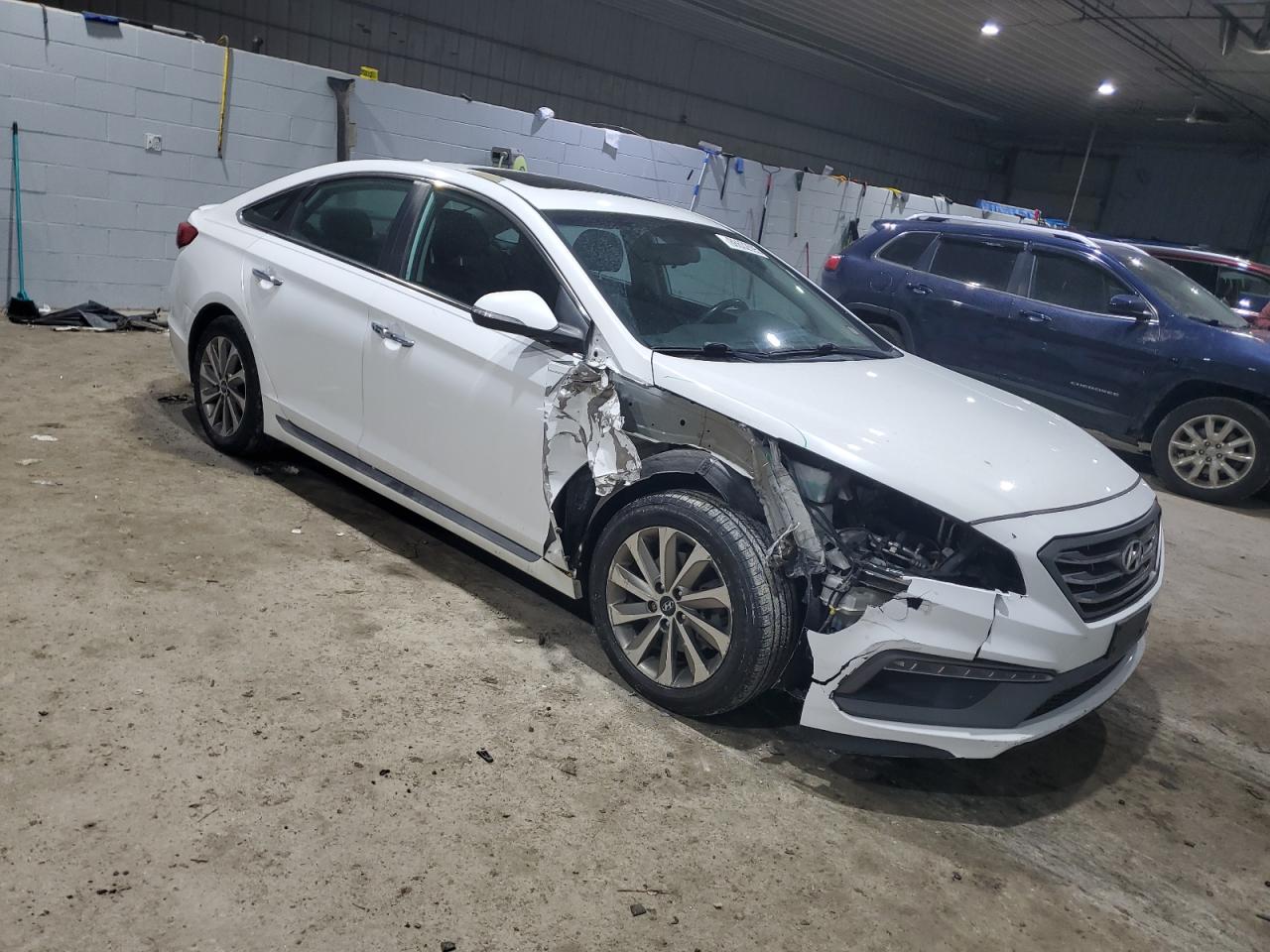 2017 Hyundai Sonata - Image 4