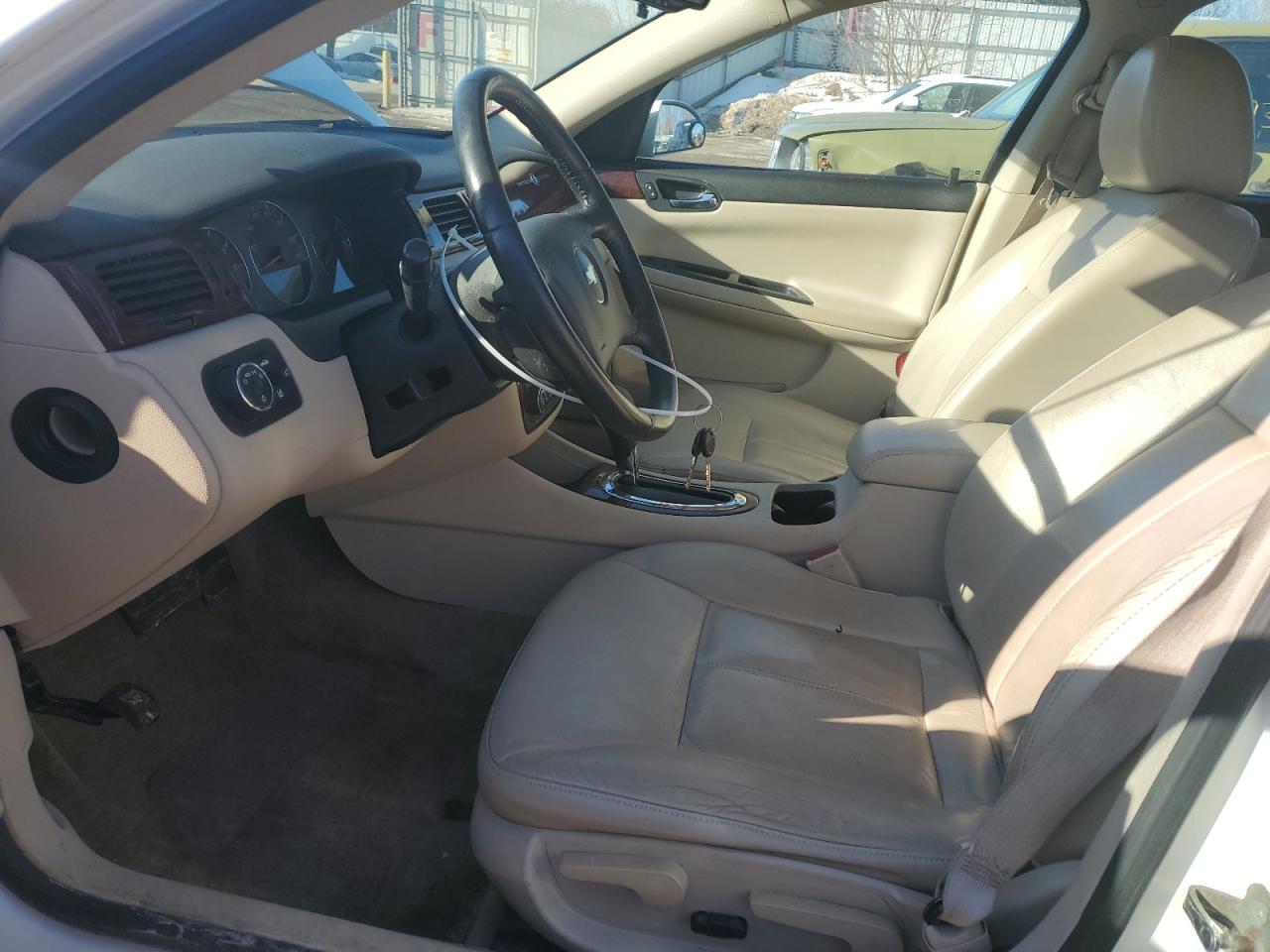 2009 Chevrolet Impala - Image 7