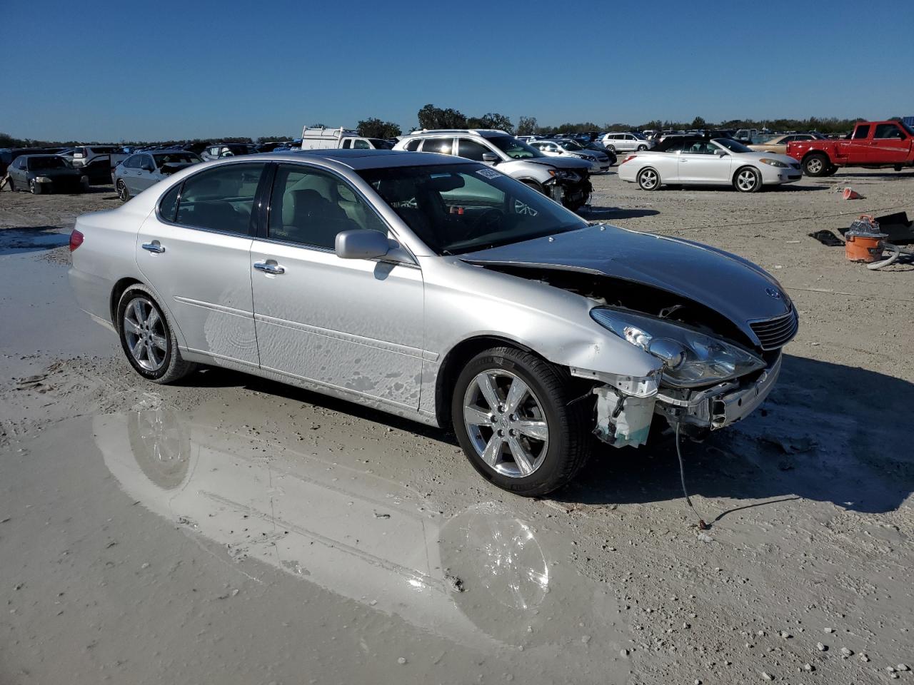 2005 Lexus ES - Image 4