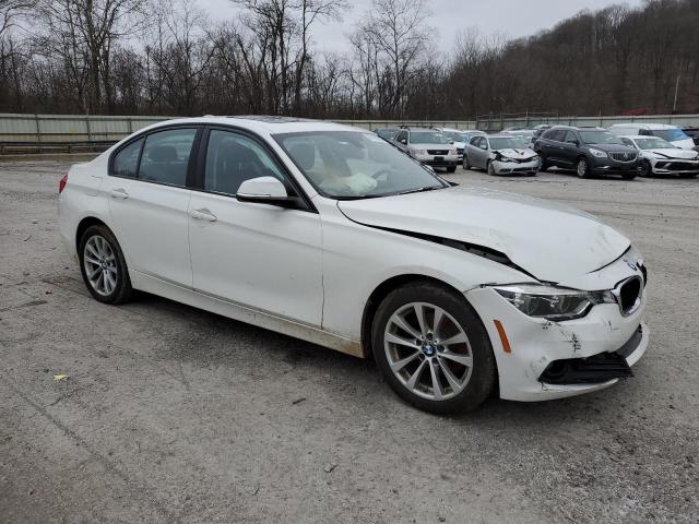  BMW 3 SERIES 2018 Белы