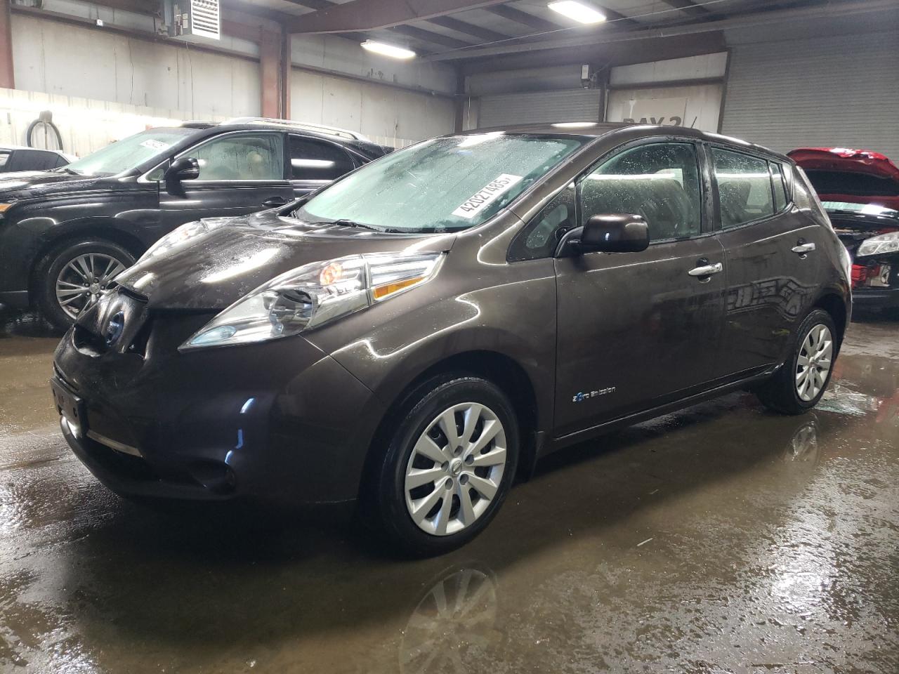 2016 Nissan Leaf - Image 1