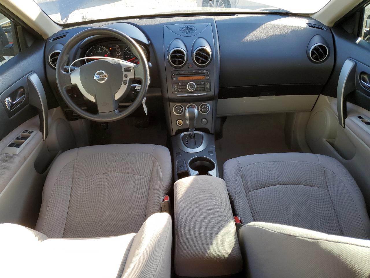 2013 Nissan Rogue - Image 8