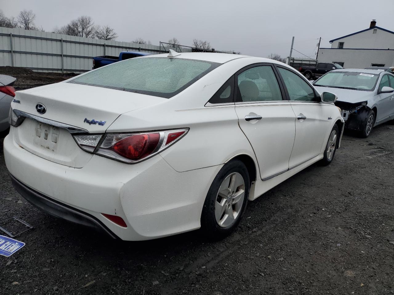 2012 Hyundai Sonata - Image 3