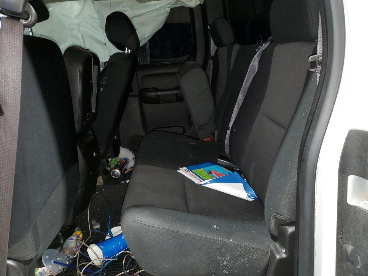 2013 Chevrolet Silverado - Image 11