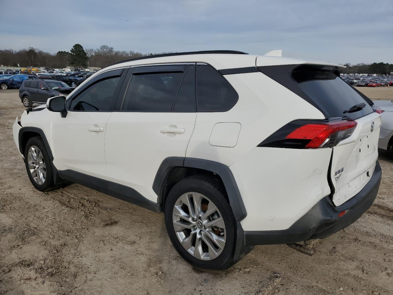2019 Toyota RAV 4 - Image 2