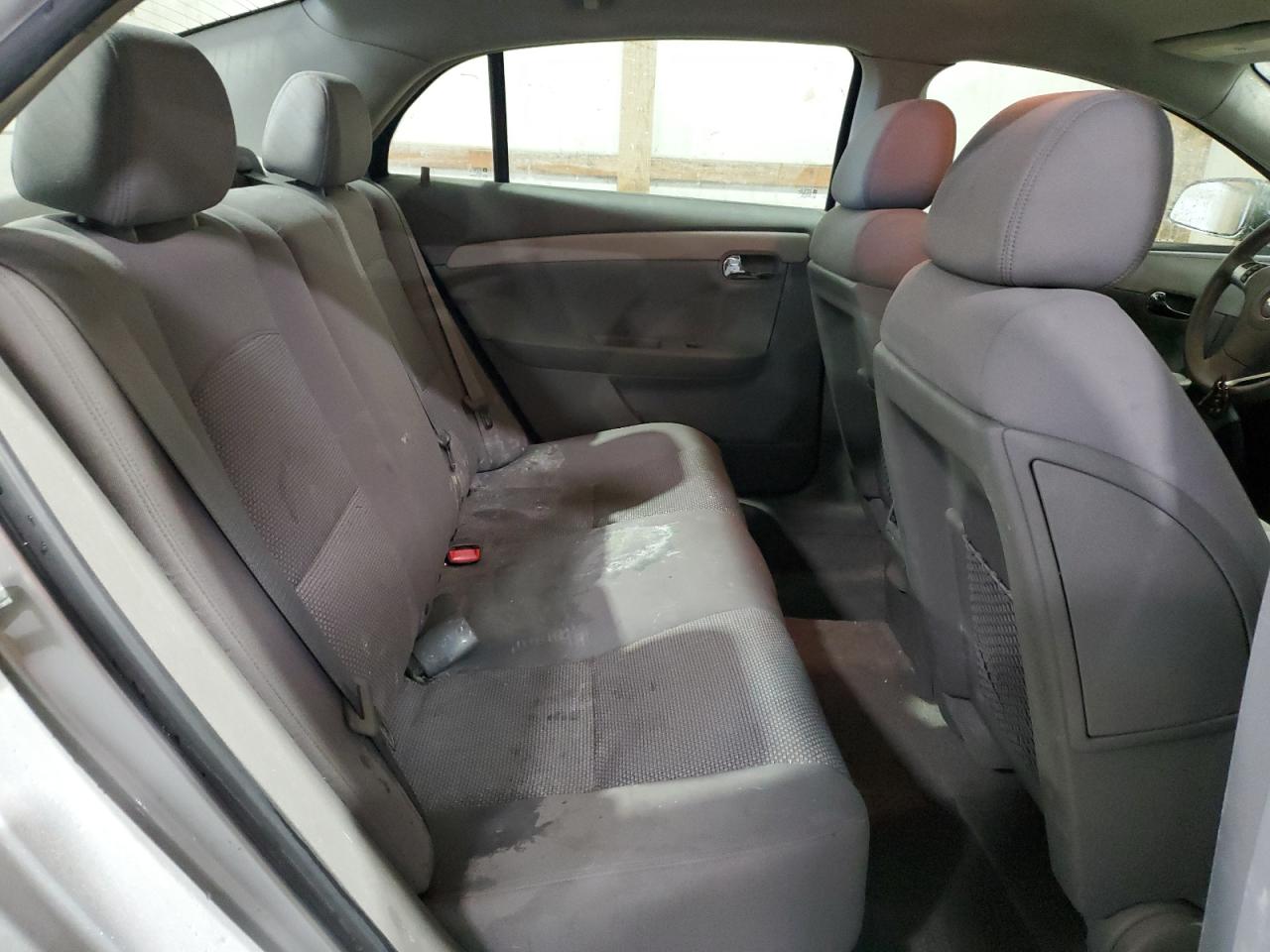 2009 Chevrolet Malibu - Image 10
