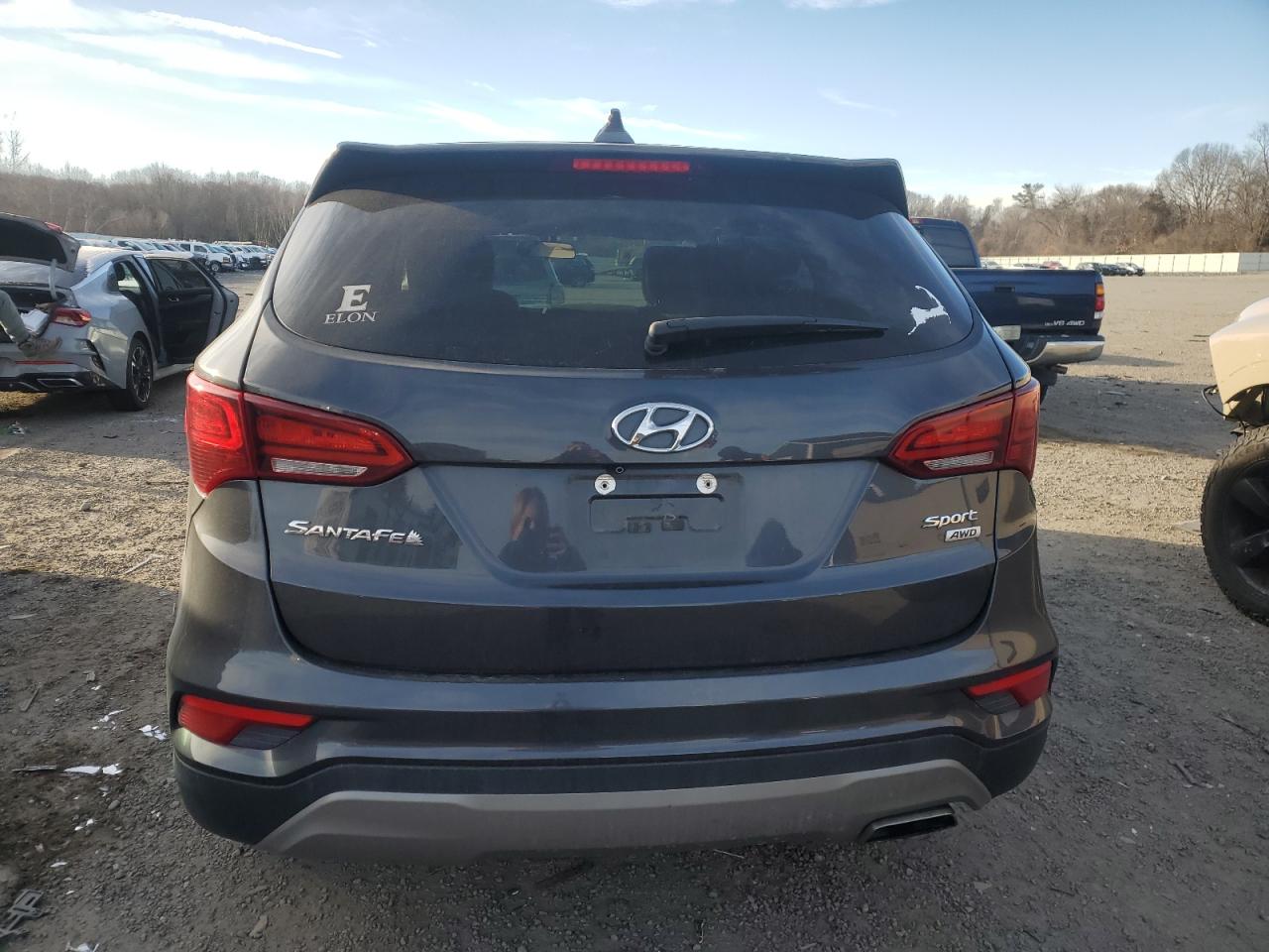 2017 Hyundai Santa Fe - Image 6