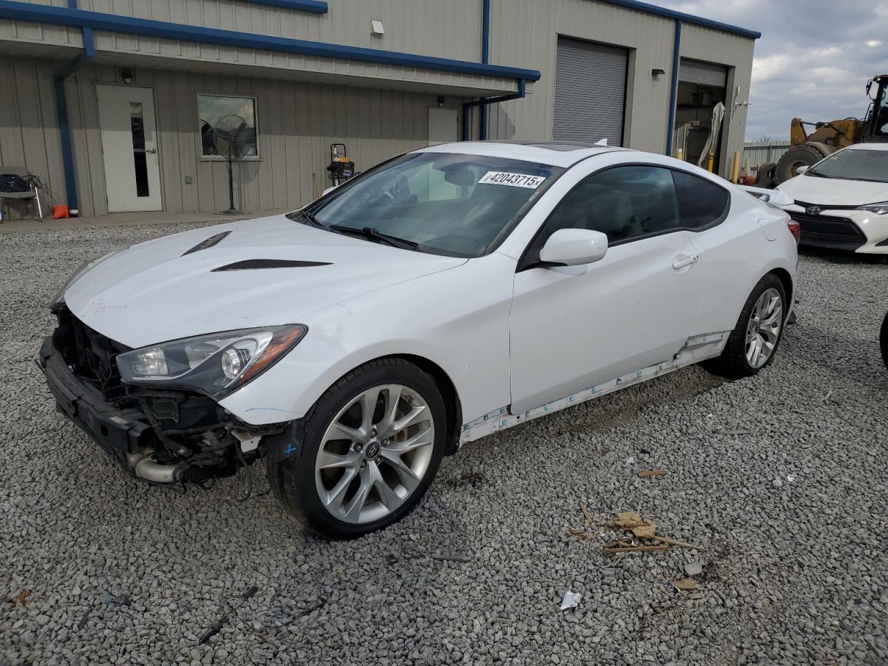 2014 Hyundai Genesis - Image 1