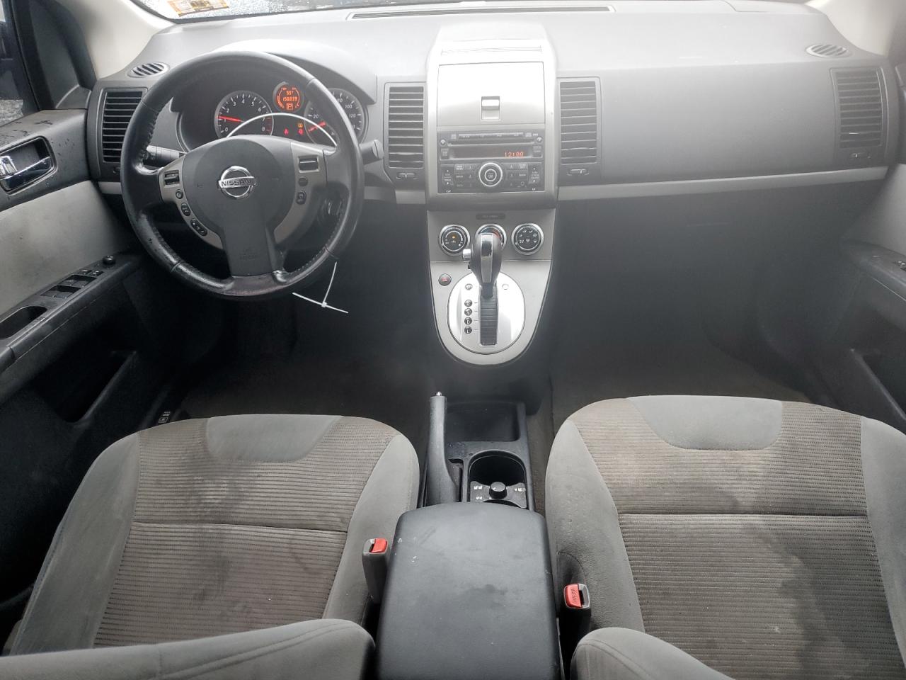 2010 Nissan Sentra - Image 8