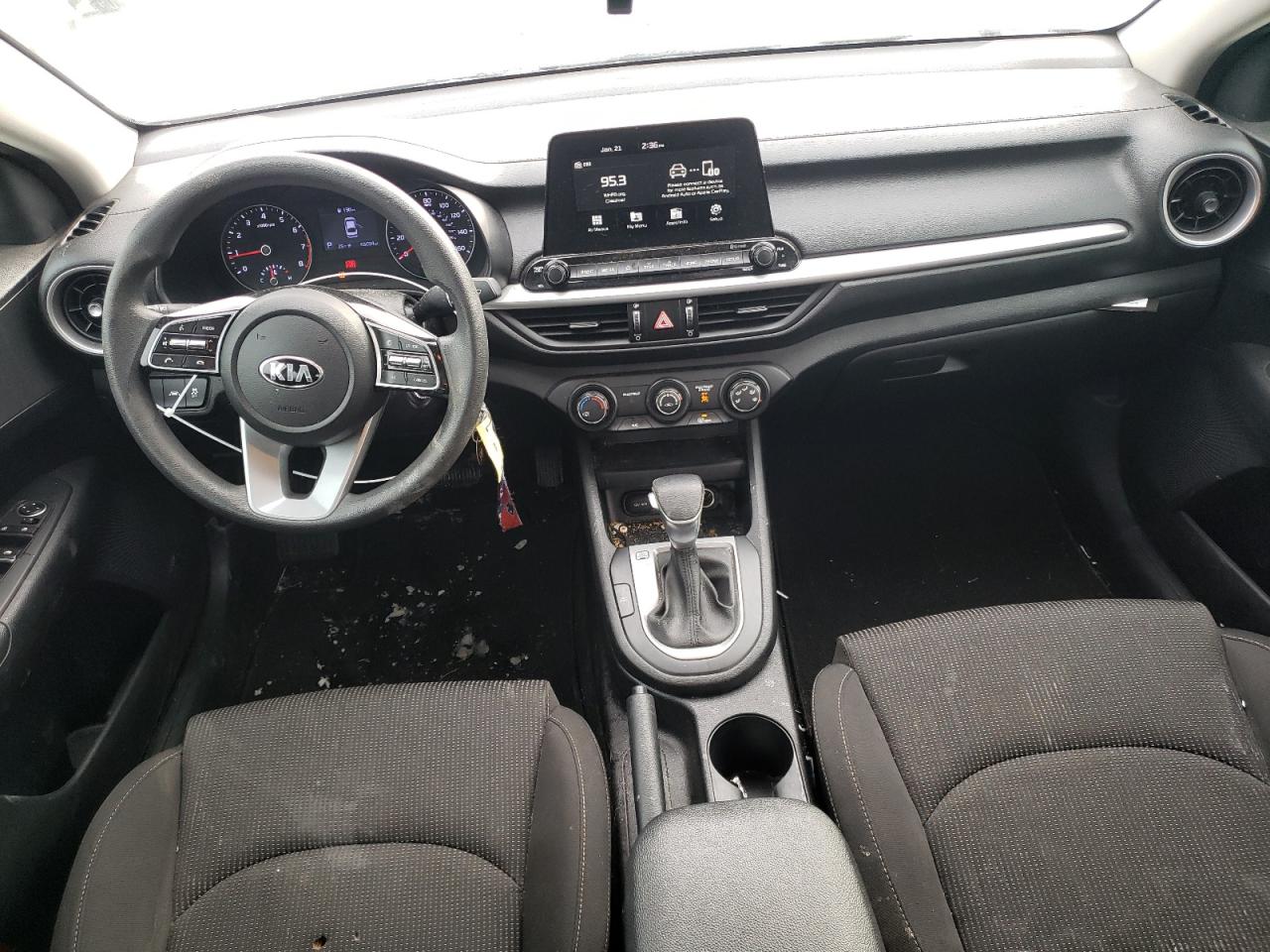 2020 Kia Forte - Image 8