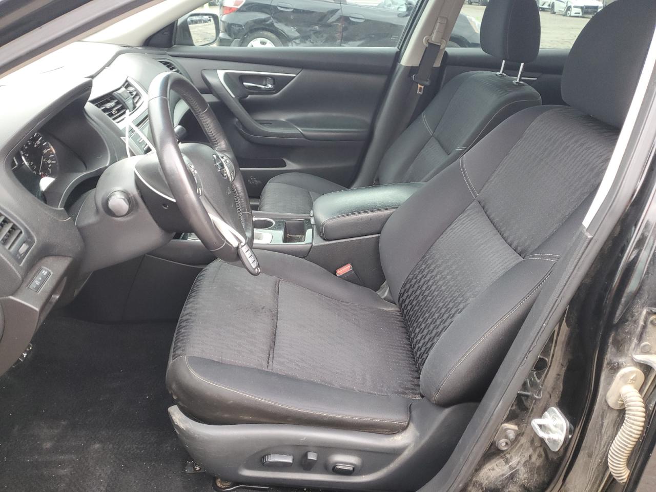 2018 Nissan Altima - Image 7