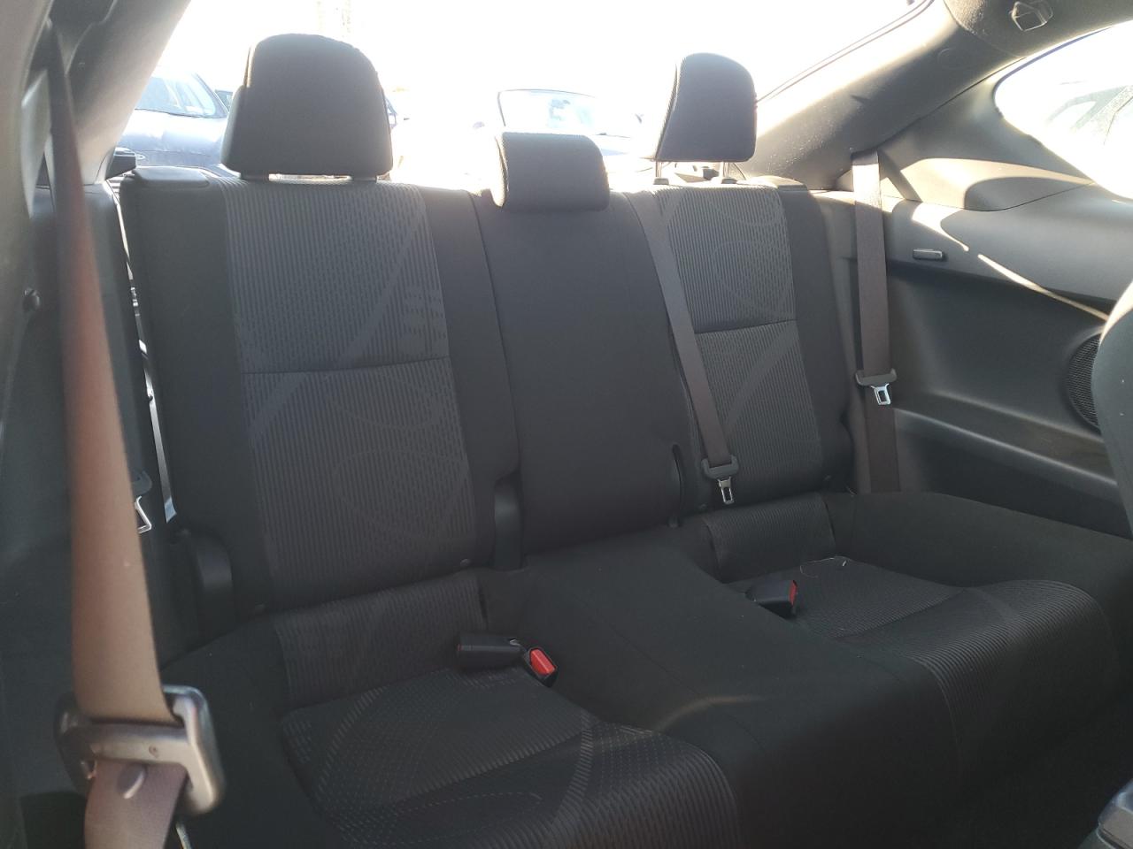2011 Toyota tC - Image 10