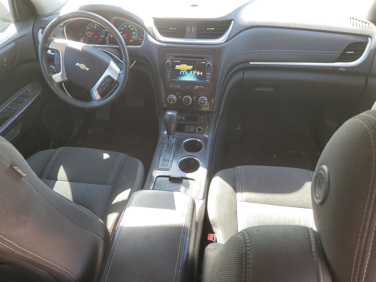 2016 Chevrolet Traverse - Image 8