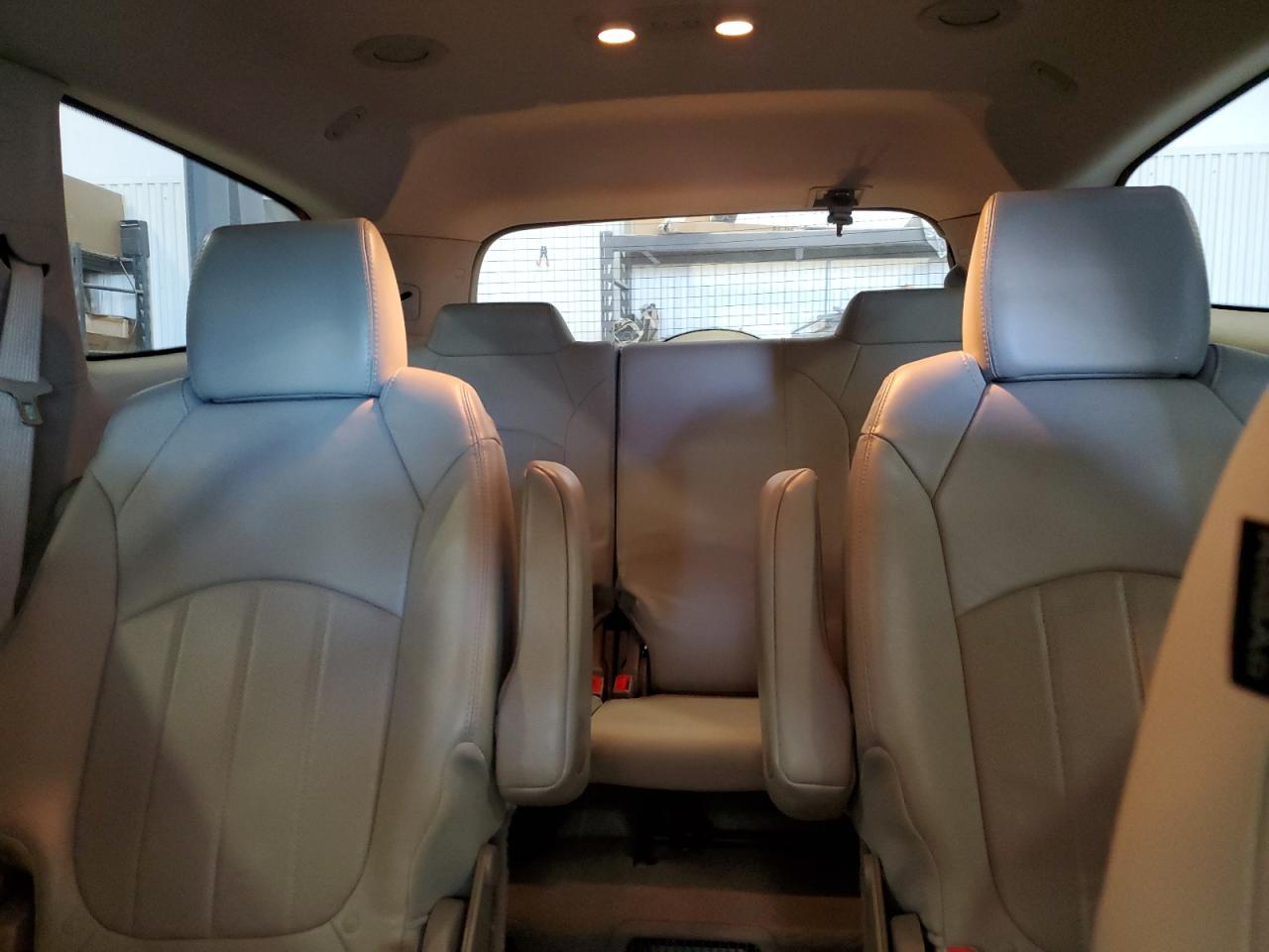 2015 Buick Enclave - Image 10