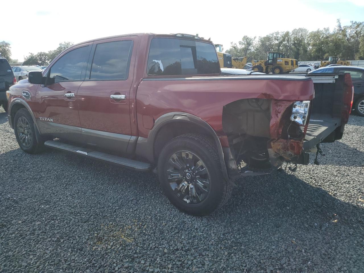 2017 Nissan Titan - Image 2