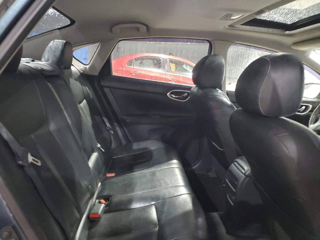 2015 Nissan Sentra - Image 10
