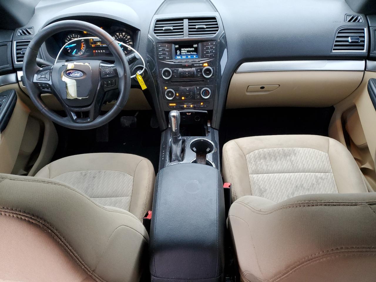 2017 Ford Explorer - Image 8