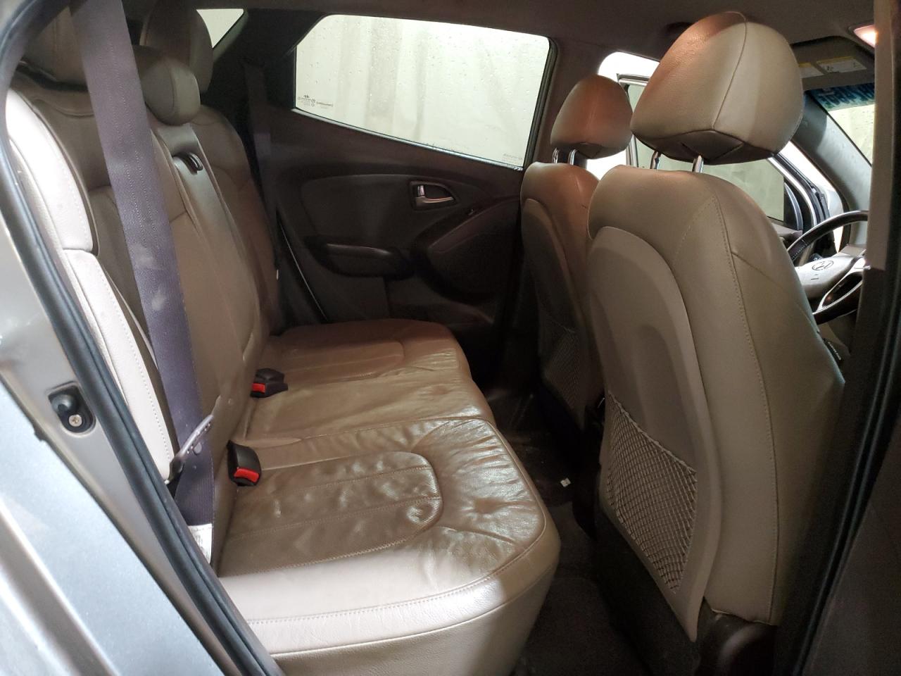 2014 Hyundai Tucson - Image 12