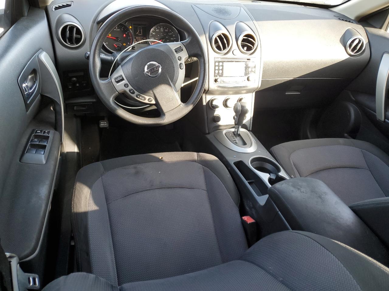 2011 Nissan Rogue - Image 8