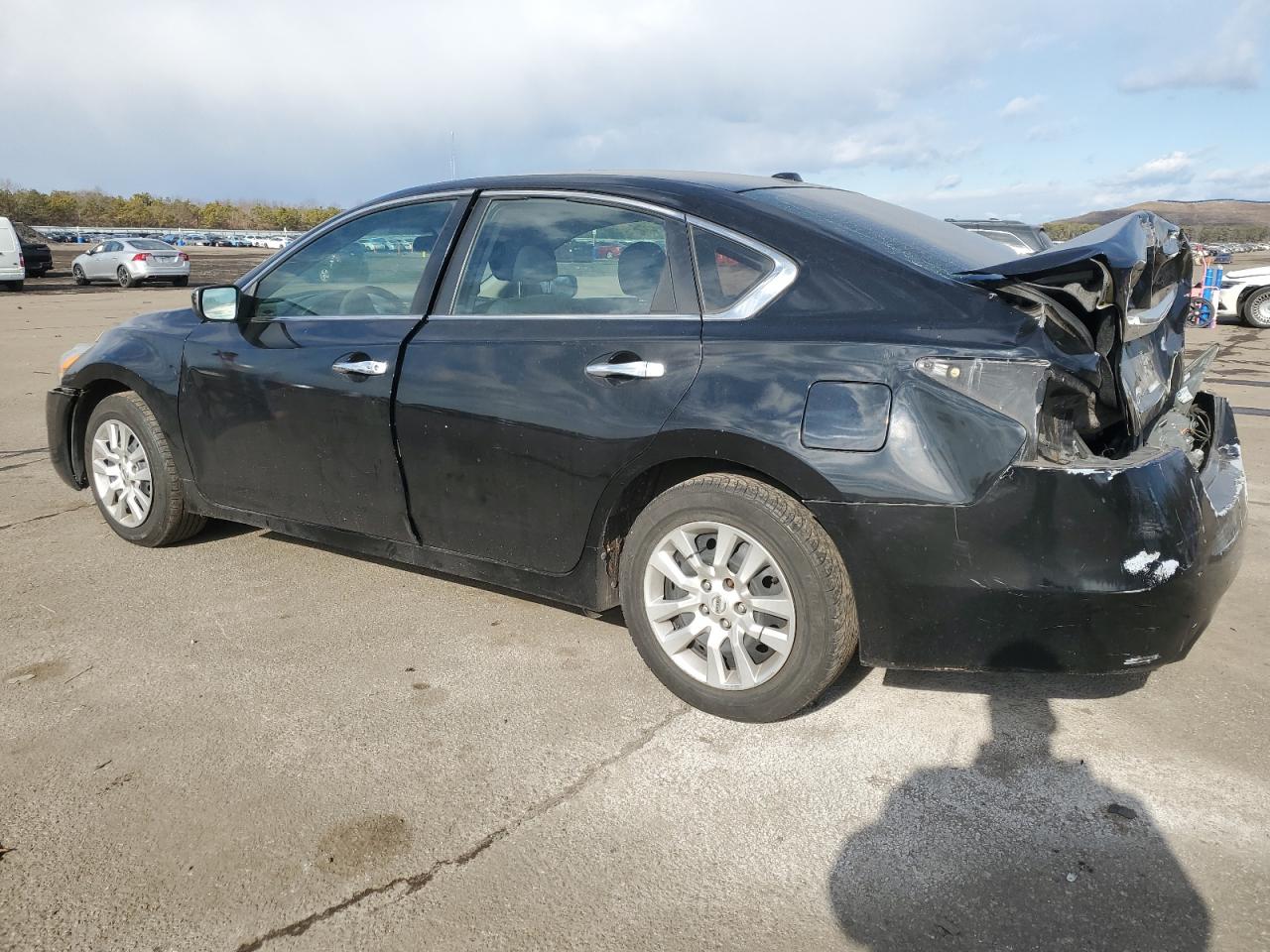 2015 Nissan Altima - Image 2
