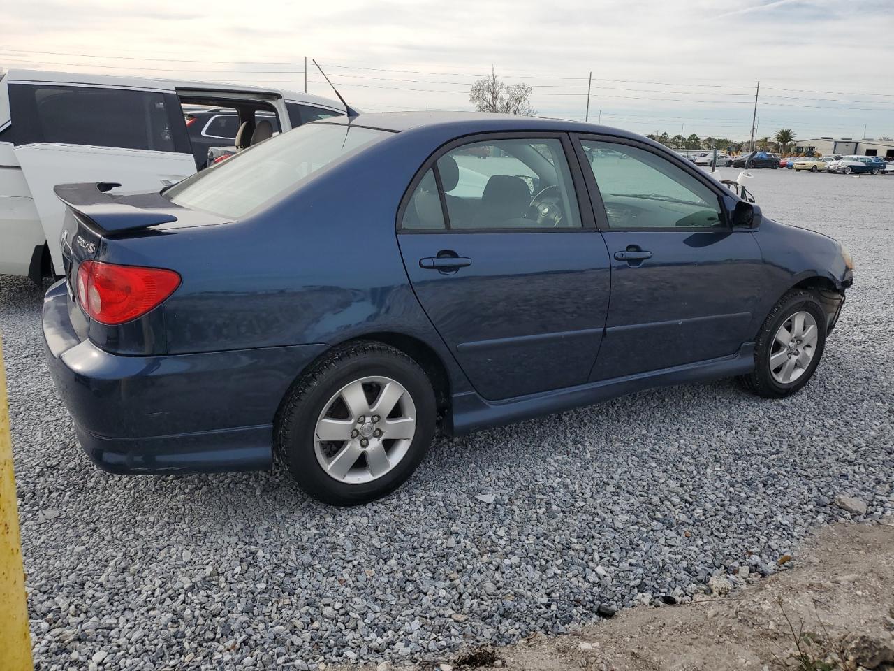 2006 Toyota Corolla - Image 3