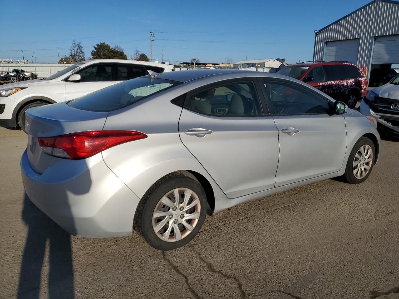 2011 Hyundai Elantra - Image 3