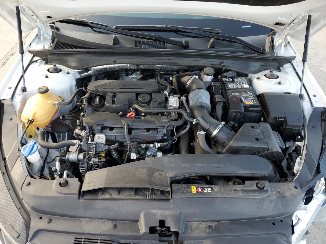 2022 Kia K5 - Image 11