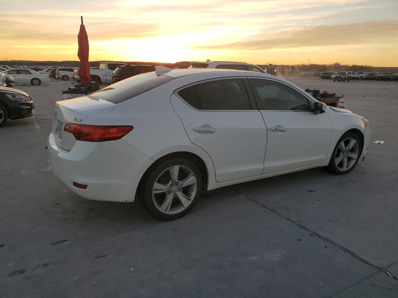 2013 Acura ILX - Image 3