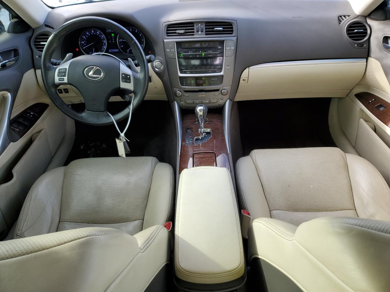 2011 Lexus IS - Image 8
