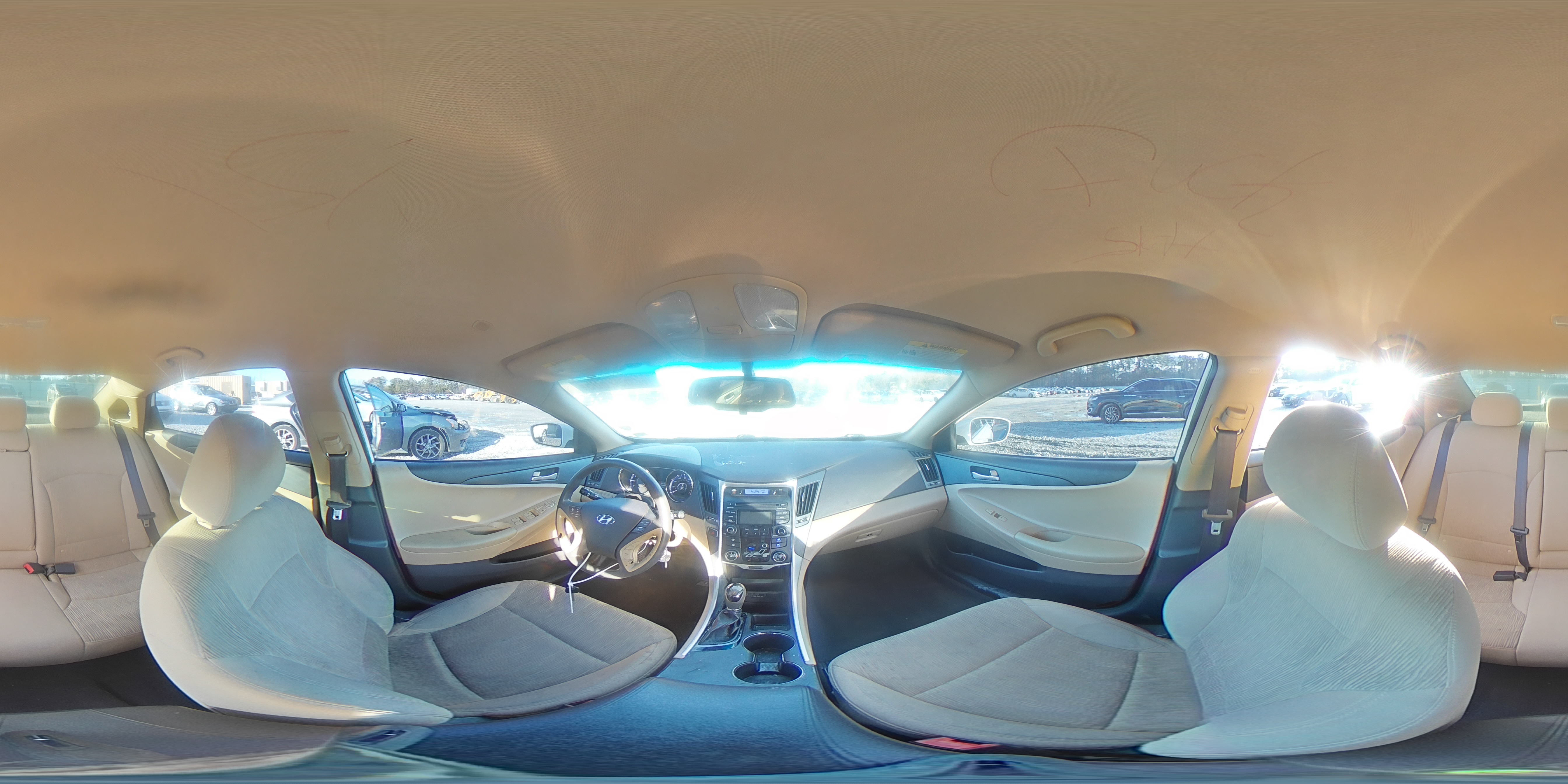 2012 Hyundai Sonata - Image 14