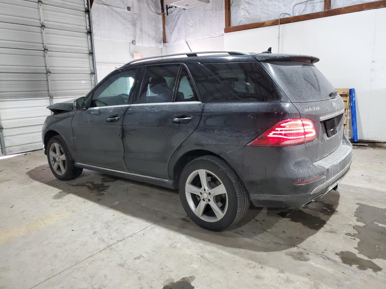 2016 Mercedes-Benz GLE - Image 2