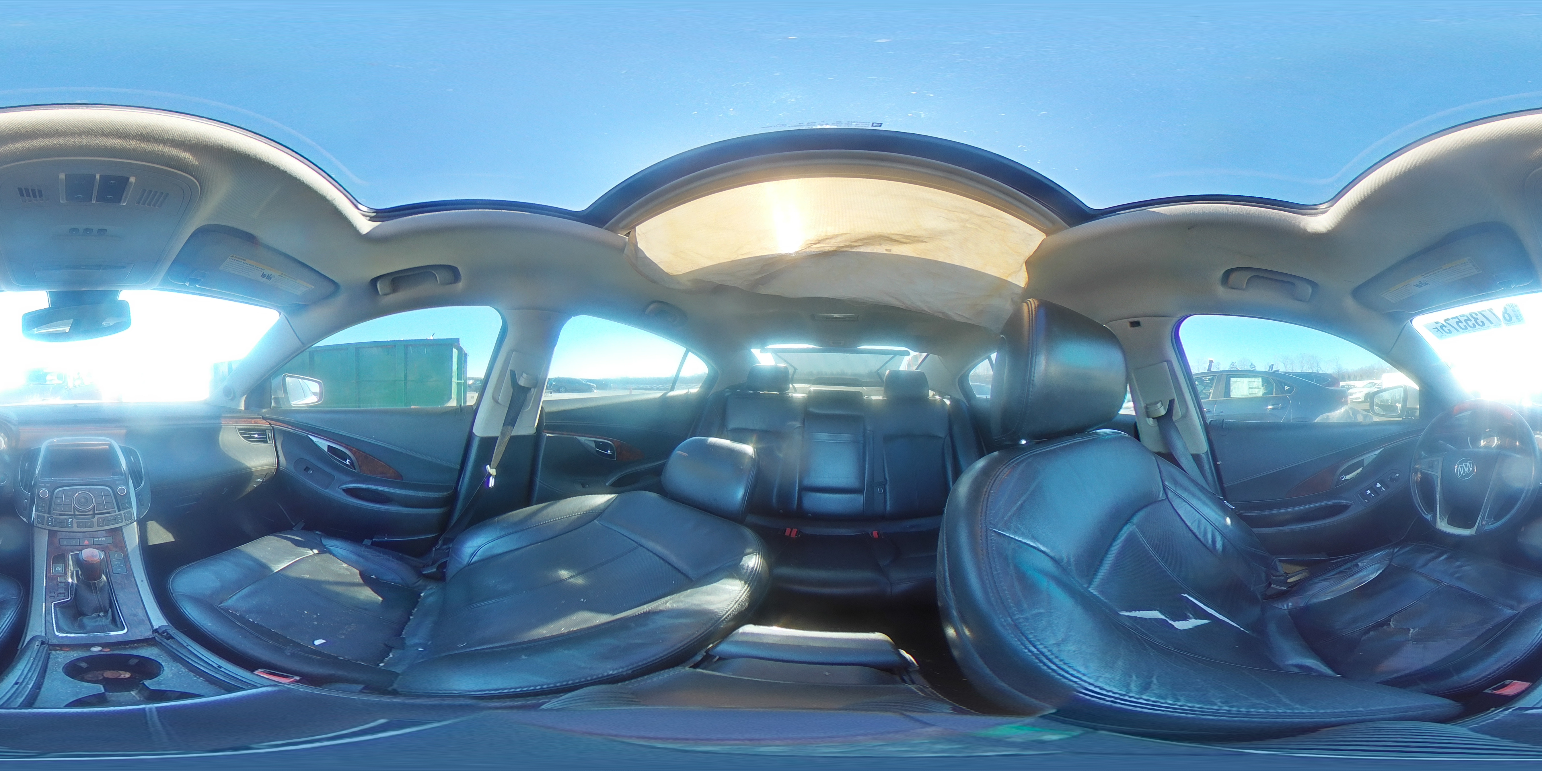 2010 Buick LaCrosse - Image 13