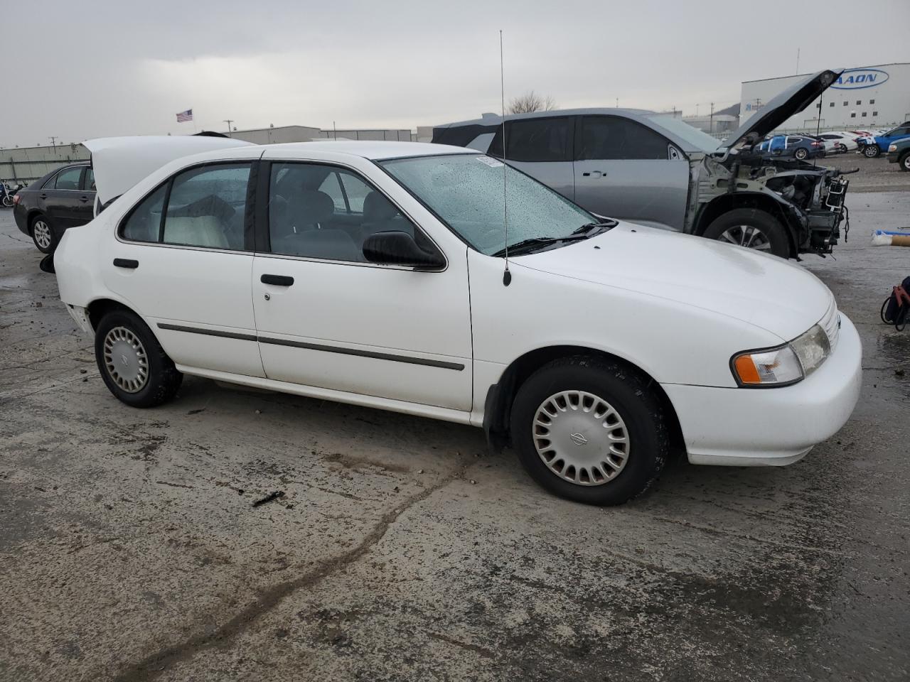 1997 Nissan Sentra - Image 4