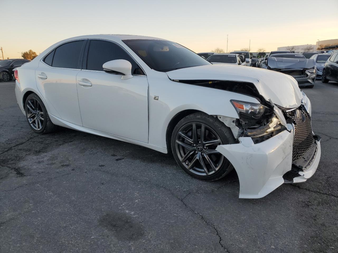 2016 Lexus IS - Image 4