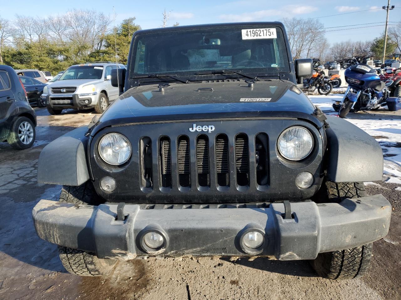 2016 Jeep Wrangler - Image 5