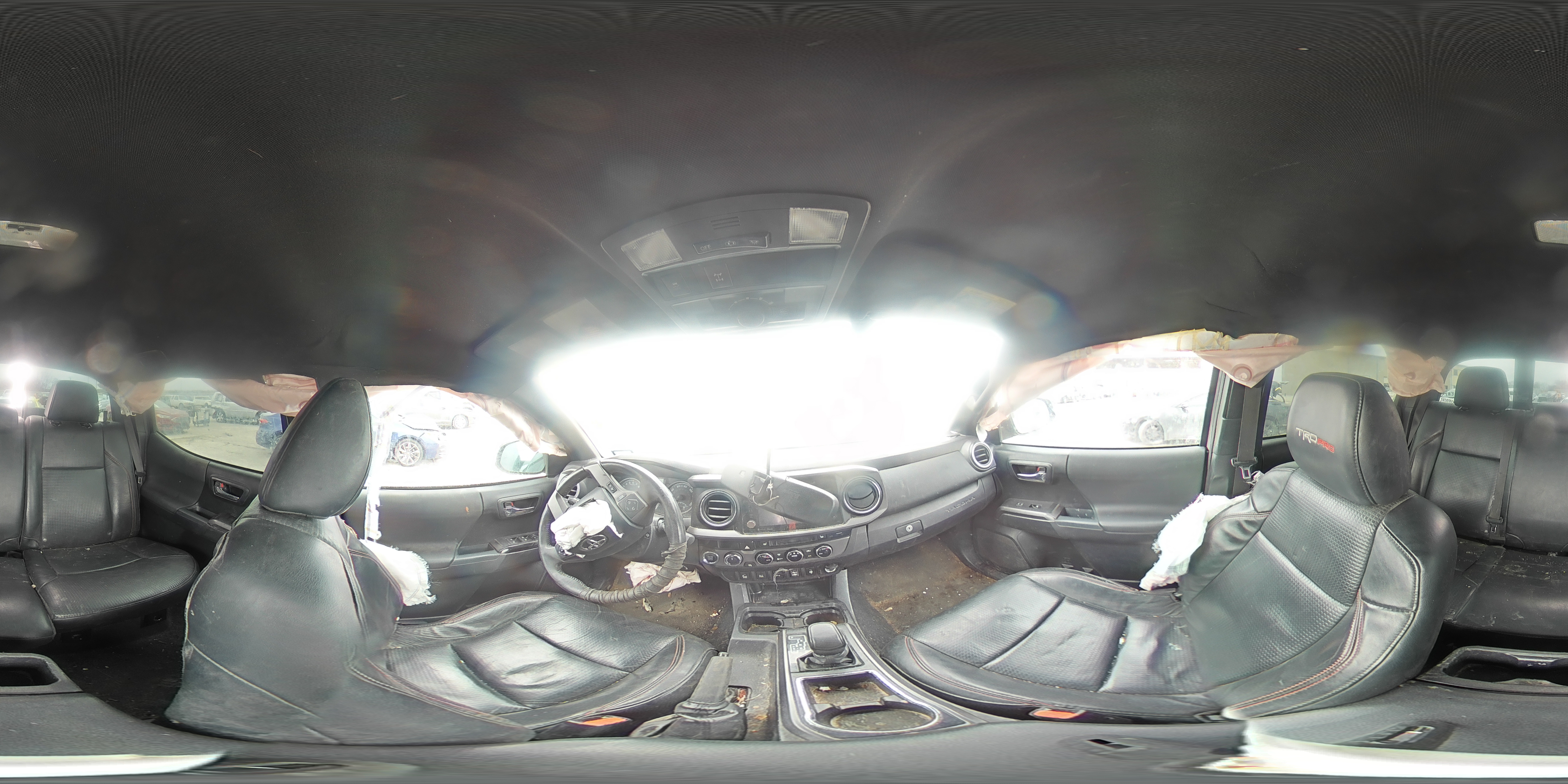 2017 Toyota Tacoma - Image 13