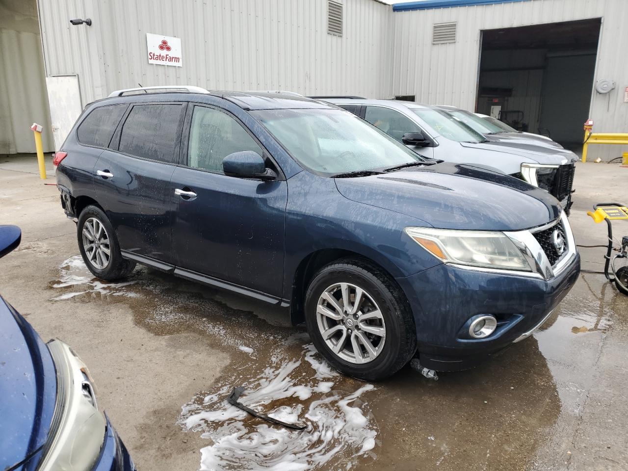2015 Nissan Pathfinder - Image 4