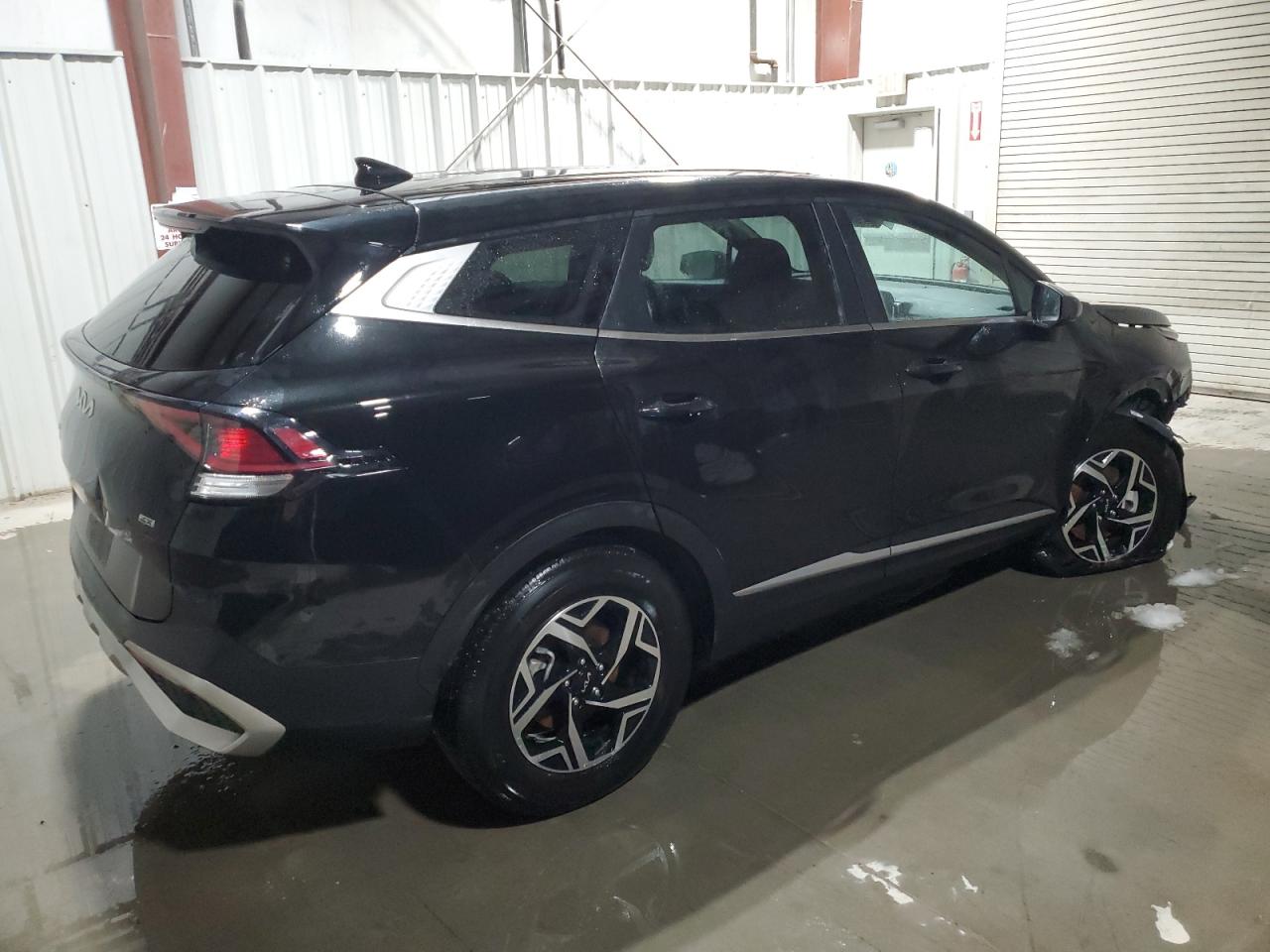 2024 Kia Sportage - Image 3