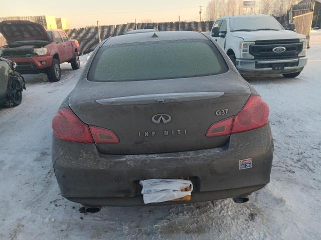  INFINITI G37 2012 Серый