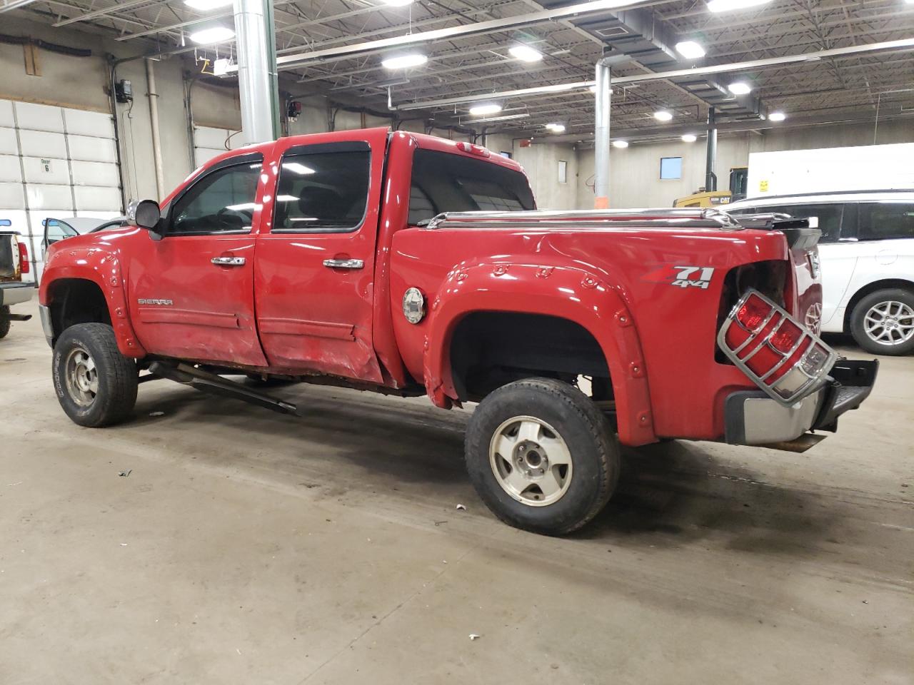 2011 GMC Sierra - Image 2