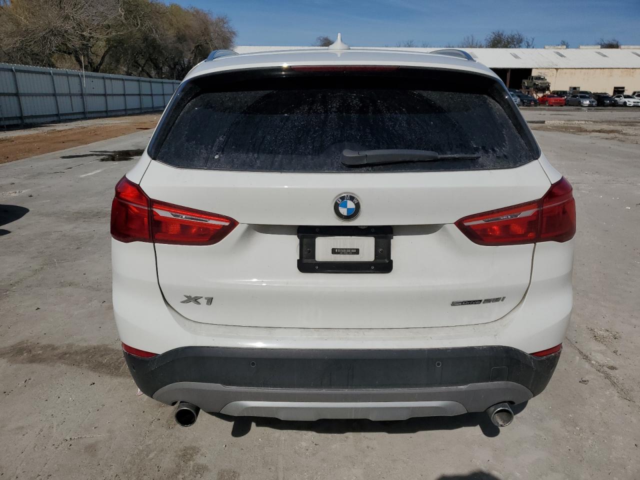2019 BMW X1 - Image 6