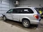 2007 Dodge Grand Caravan Sxt na sprzedaż w Candia, NH - Front End