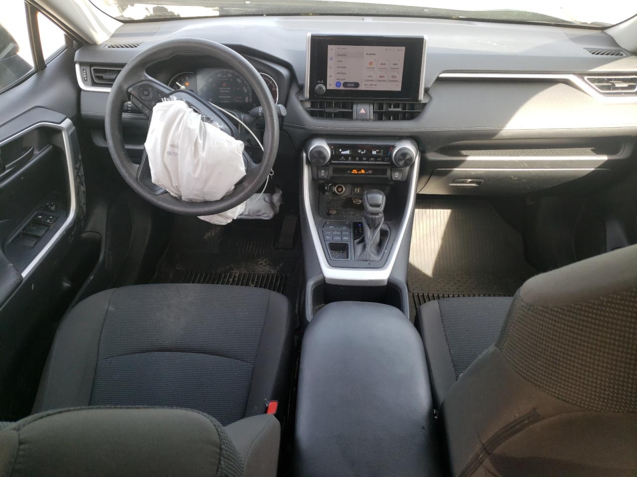 2023 Toyota RAV 4 - Image 8
