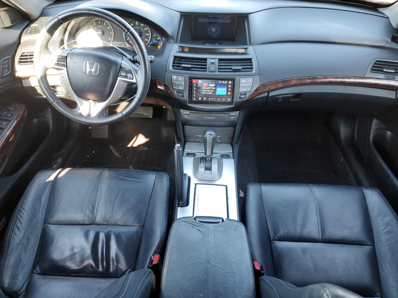 2010 Honda Accord - Image 8