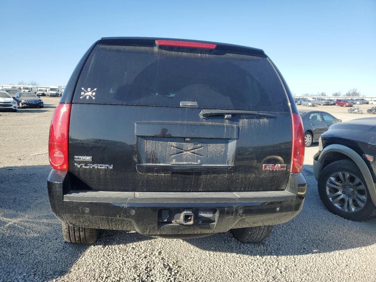 2013 GMC Yukon - Image 6